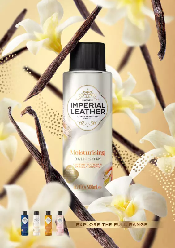 Imperial Leather Moisturising Bath Soak Cotton Flower and Vanilla Orchid 500ml - Image 3