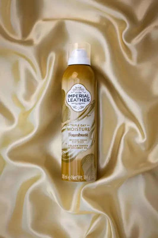 Imperial Leather Foamburst Triple Day Moisture Golden Amber & Coconut Oil - Image 3